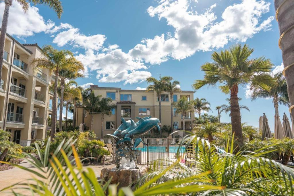 Dolphin Bay Resort And Spa Писмо Бич Экстерьер фото